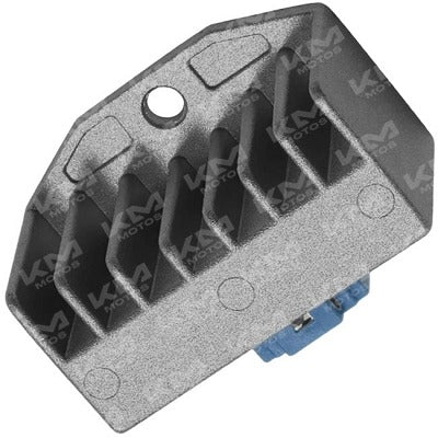 Regulador de voltaje Universal DAWN150, dispositivo eléctrico con controles y conexiones visibles.