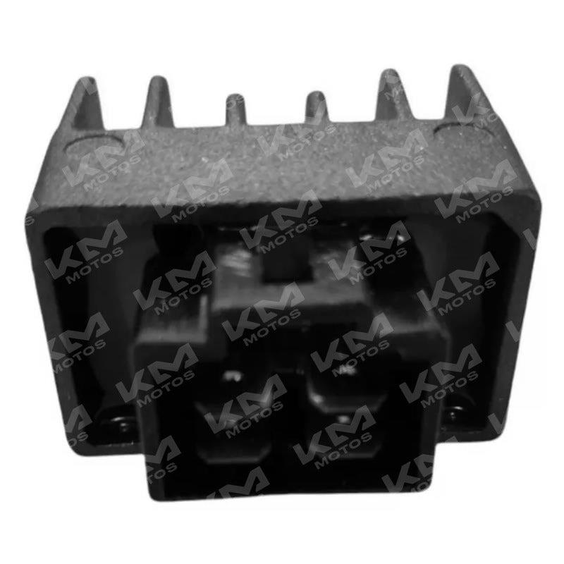 Regulador de voltaje Universal para motocicleta CB 125, con componentes eléctricos y conexiones visibles en la imagen.