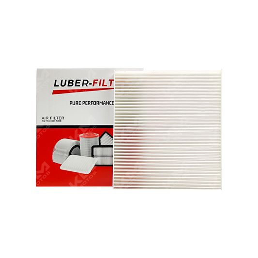 Filtro de aire para Toyota Corolla 2003-2008 de KM Motos, muestra el filtro de aire rectangular y su empaque.