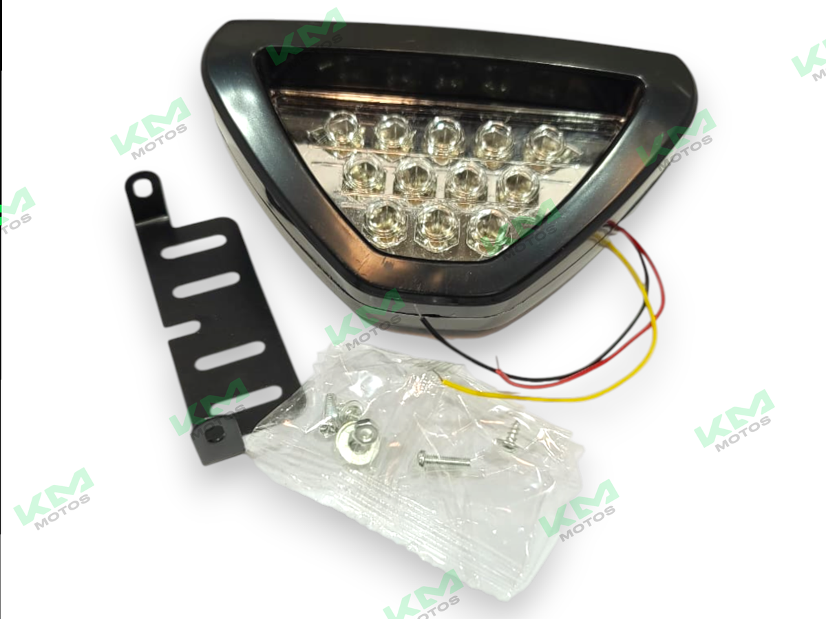 Luz de freno LED triangular Lr para Civic, con diseño moderno y brillante, visible en vehículo en la imagen.