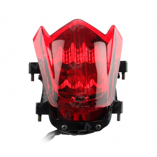 Conjunto de stop LED ORIGINAL 150Z y 150SZ con luces rojas y lentes transparentes, visible en la imagen.