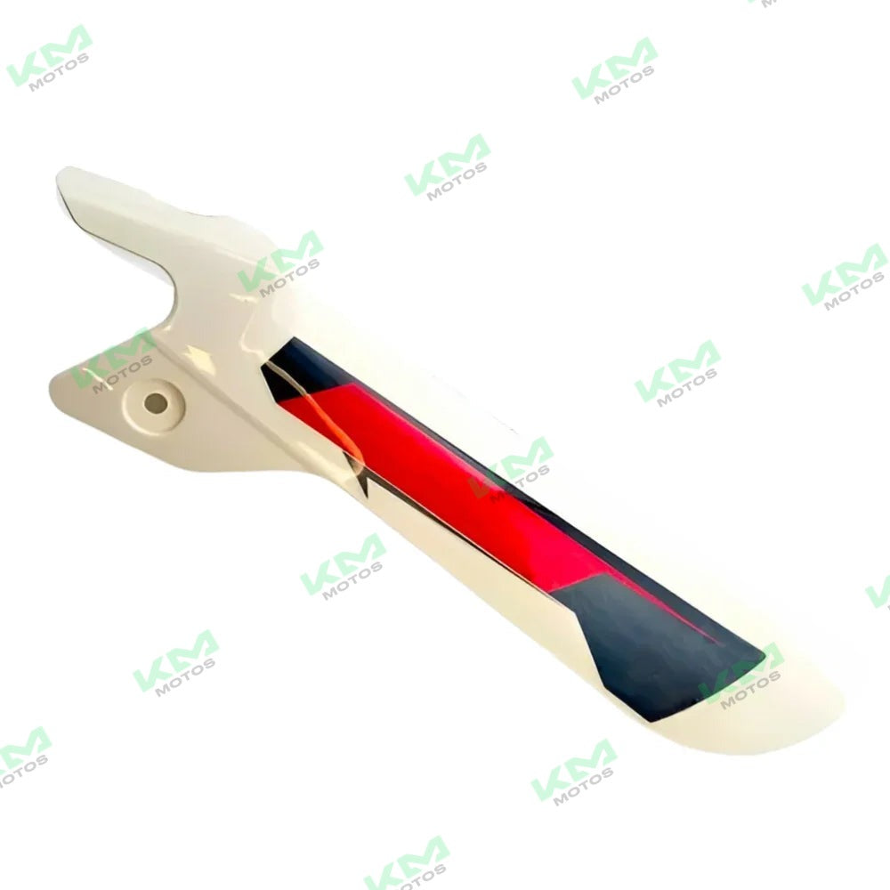 Cubierta de amortiguador izquierdo para Italika DM150, accesorio original F13011760, en color negro y diseñada para montar fácilmente.