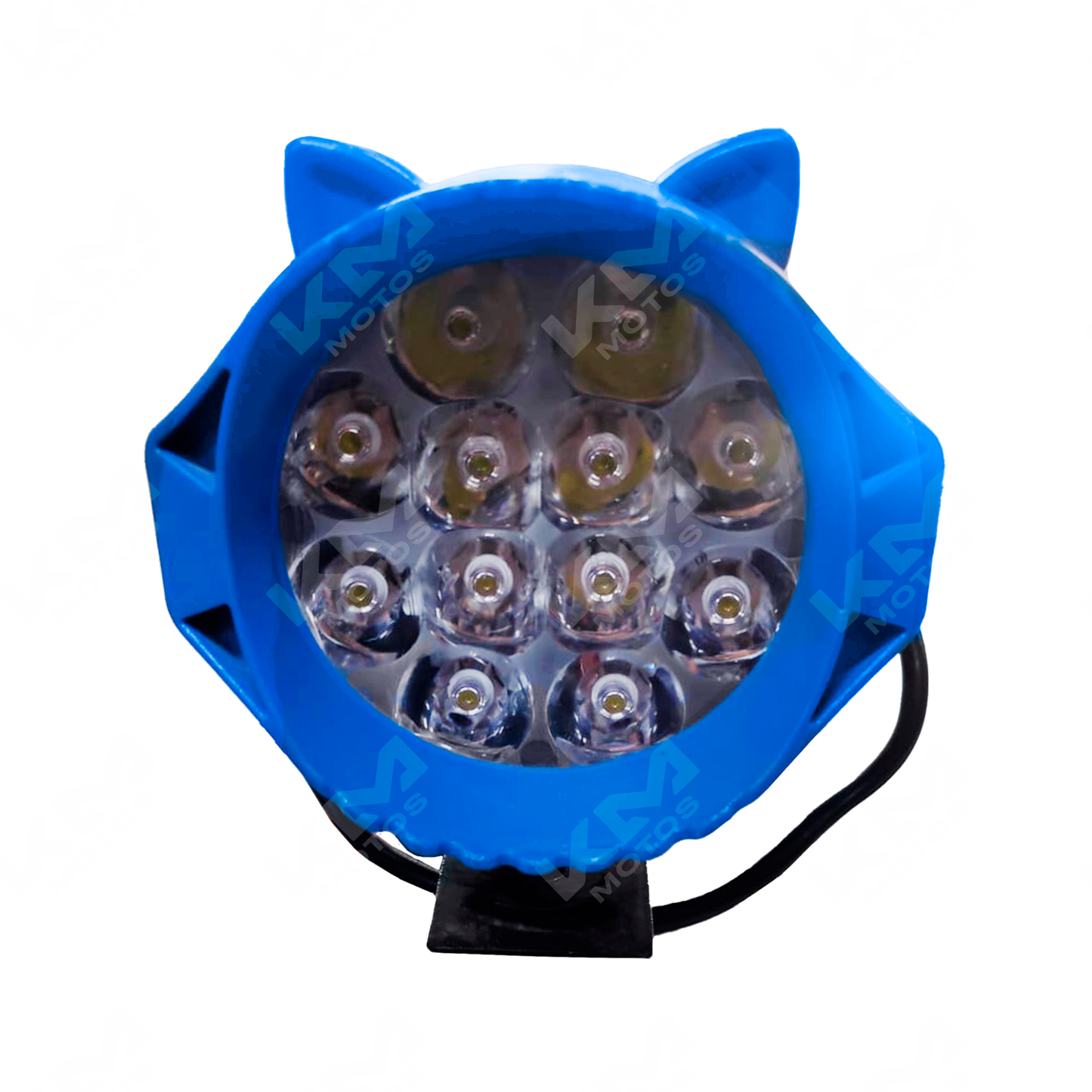 Luz LED de cerámica para 2 contactos de la marca KM Motos, muestra la luz encendida y sus componentes en un entorno técnico