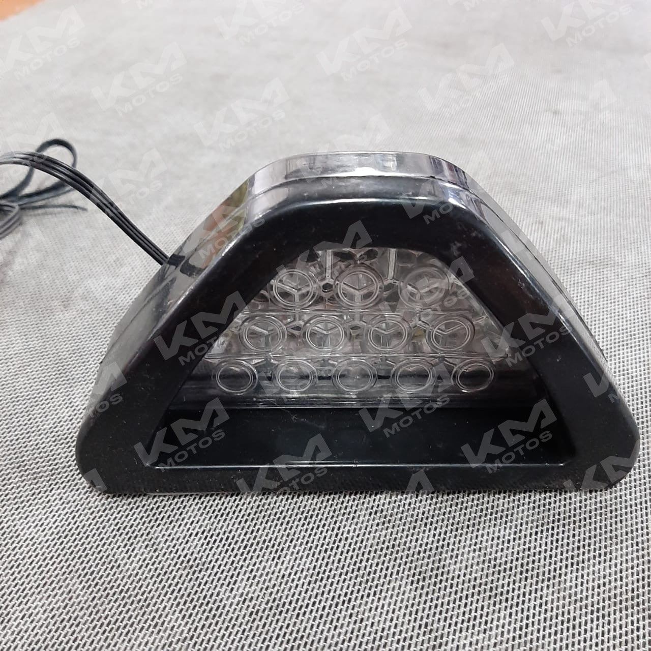 Luz LED Stop Universal Triangular