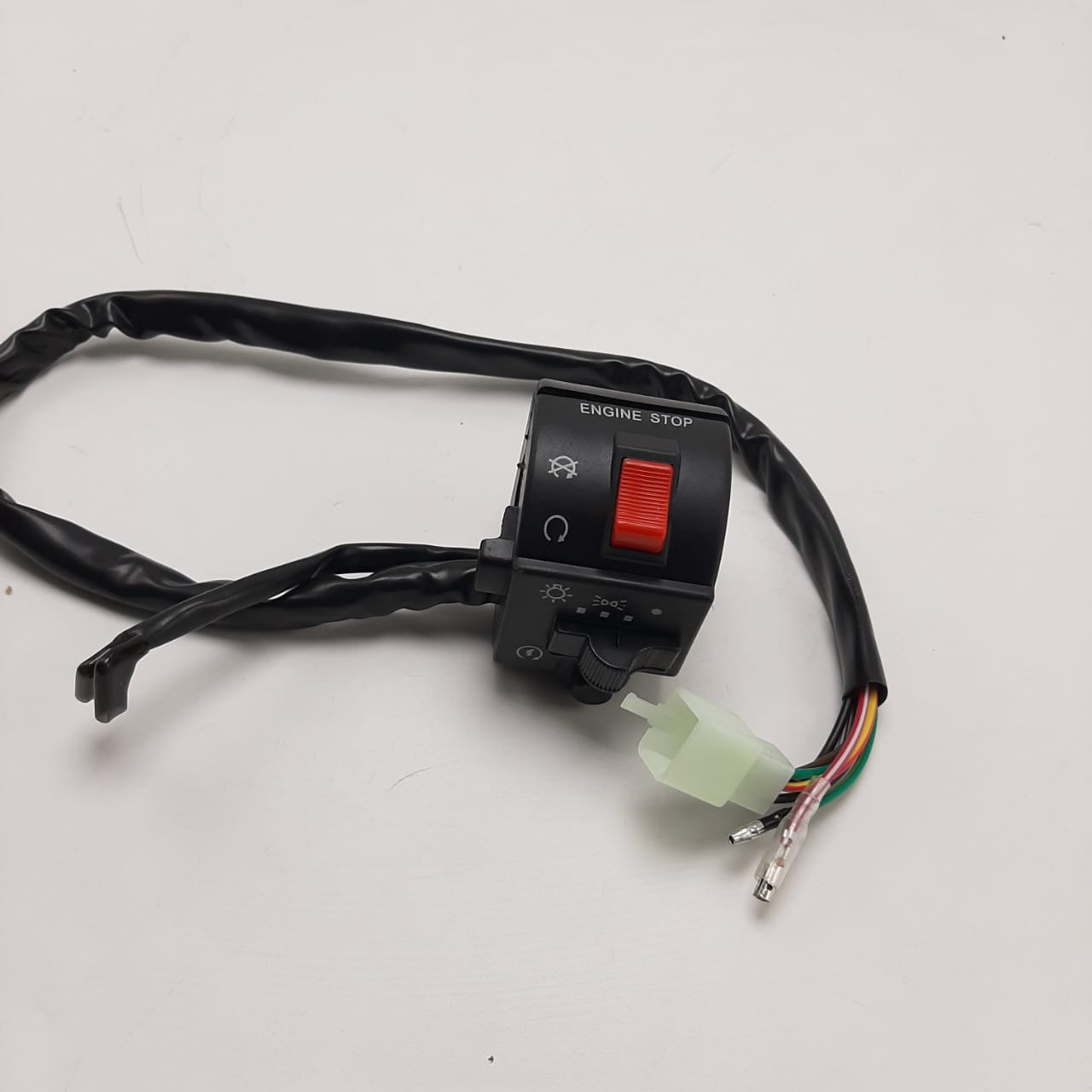 MANDO IZQUIERDO GN125 SUZUKI