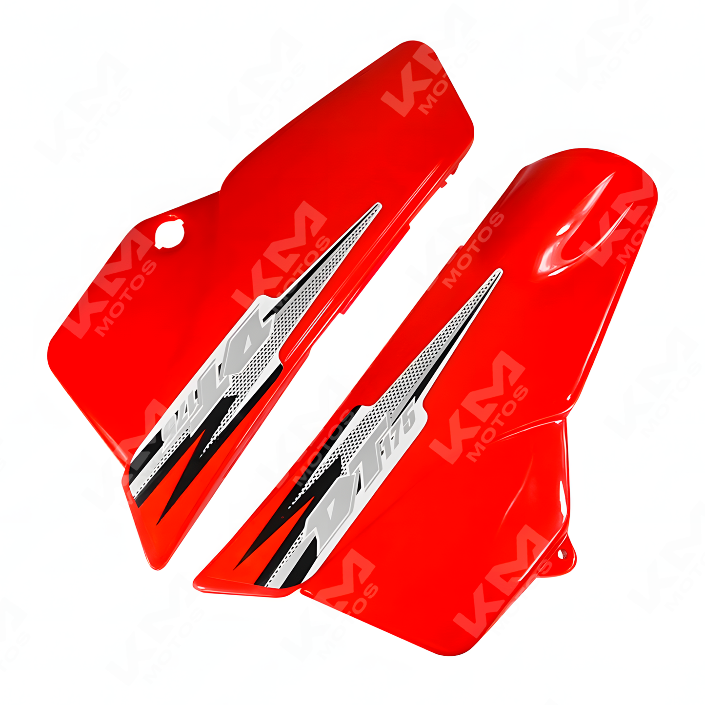 Tapaderas laterales rojas para DT175 de KM Motos, con diseño resistente y colores vibrantes, en imagen clara.