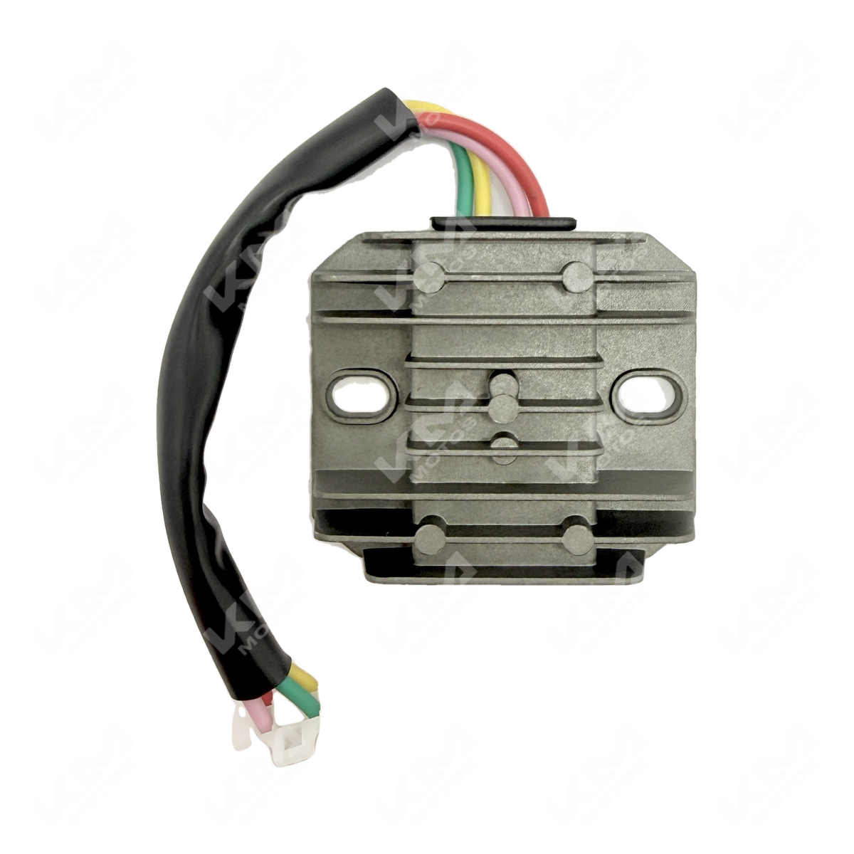 Regulador de voltaje 4L KM Motos, rectificador para sistema eléctrico de motocicleta, con componentes visibles y conexiones.