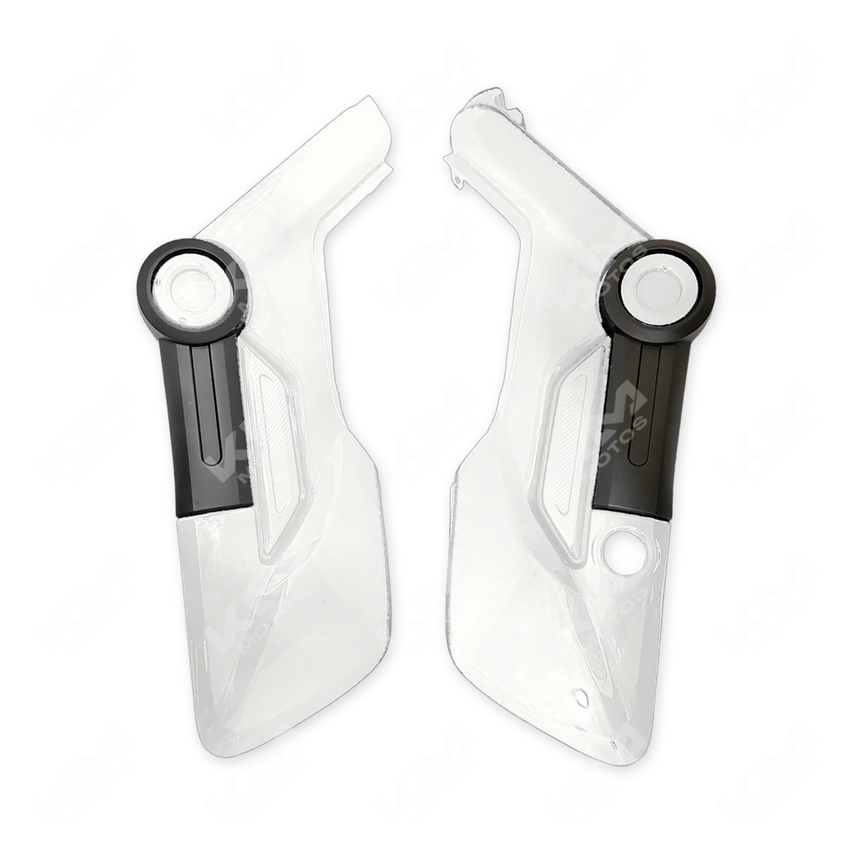 TAPADERAS LATERALES blancas para ATV Navi 110CC de KM Motos, protección y estilo, visibles en la imagen.