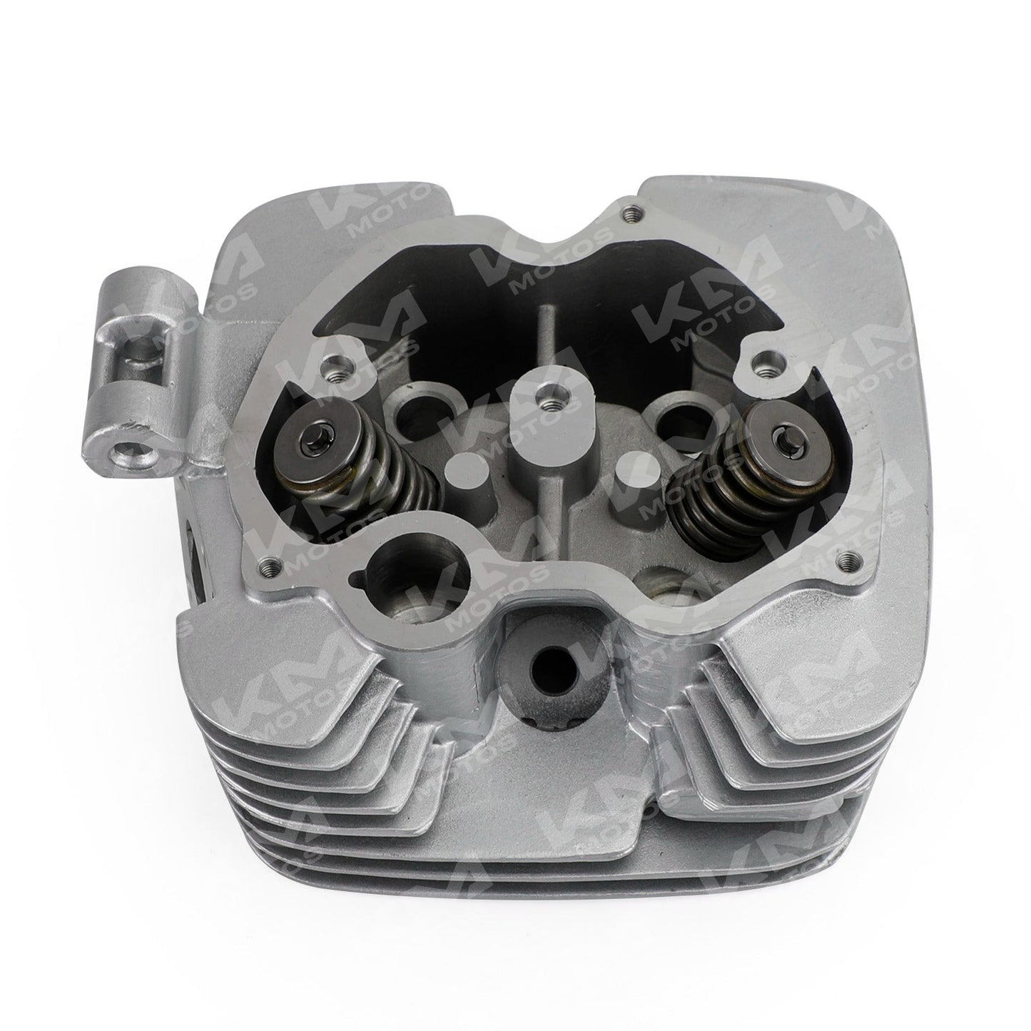 Culata CG250/TANK 250 para motor de varilla, imagen de la culata en color metálico con detalles mecánicos visibles.