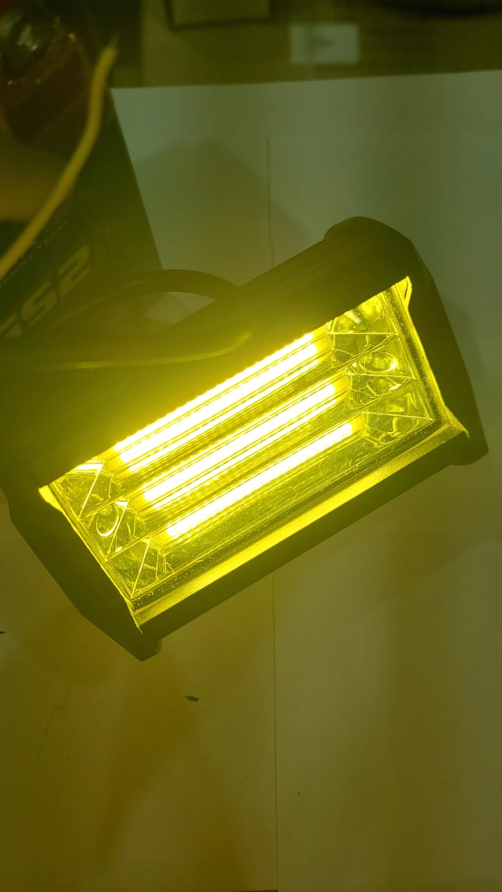 LUZ LED AMARILLA + REFLECTOR BARRA RECTANGULAR - KMMOTOSHN