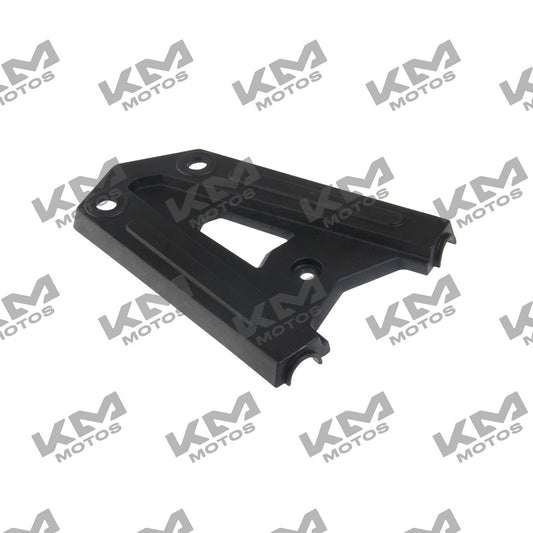 Cubierta de soporte guardafango trasero para Italika 250Z negra, sistema de chasis original F16010275, parte visible en la imagen.