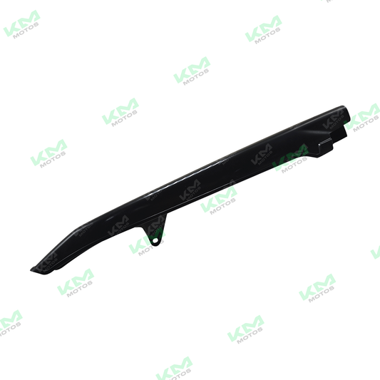 Cubrecadena para YBR125 de la marca KM Motos, protección de cadena en color negro, resistente y duradero.