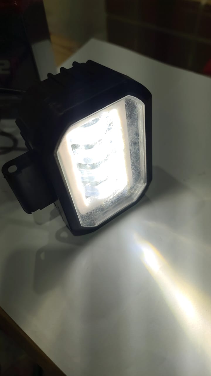 LUZ LED DE VIA PLUS P/CAR UNIT SY87 - KMMOTOSHN