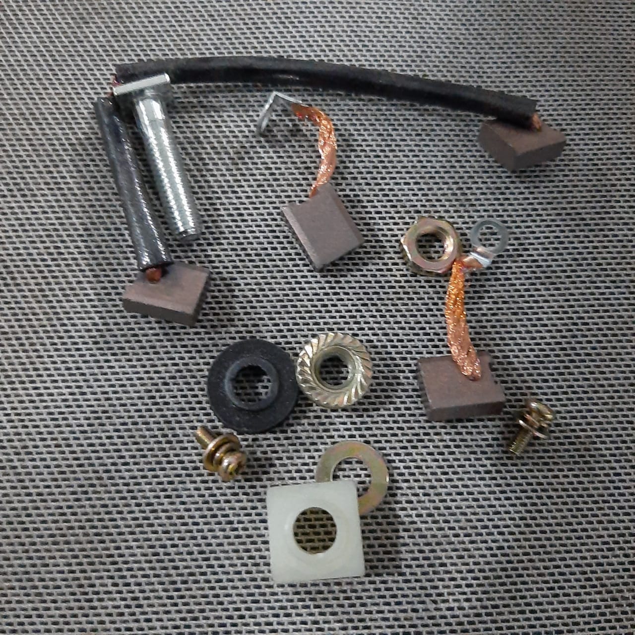 KIT DE CARBONES RE205