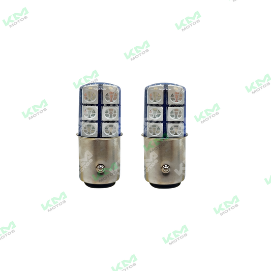 Luz LED de Stop y flasheo para vehículos, con diseño brillante y eficiente, ideal para mejorar la visibilidad y seguridad.