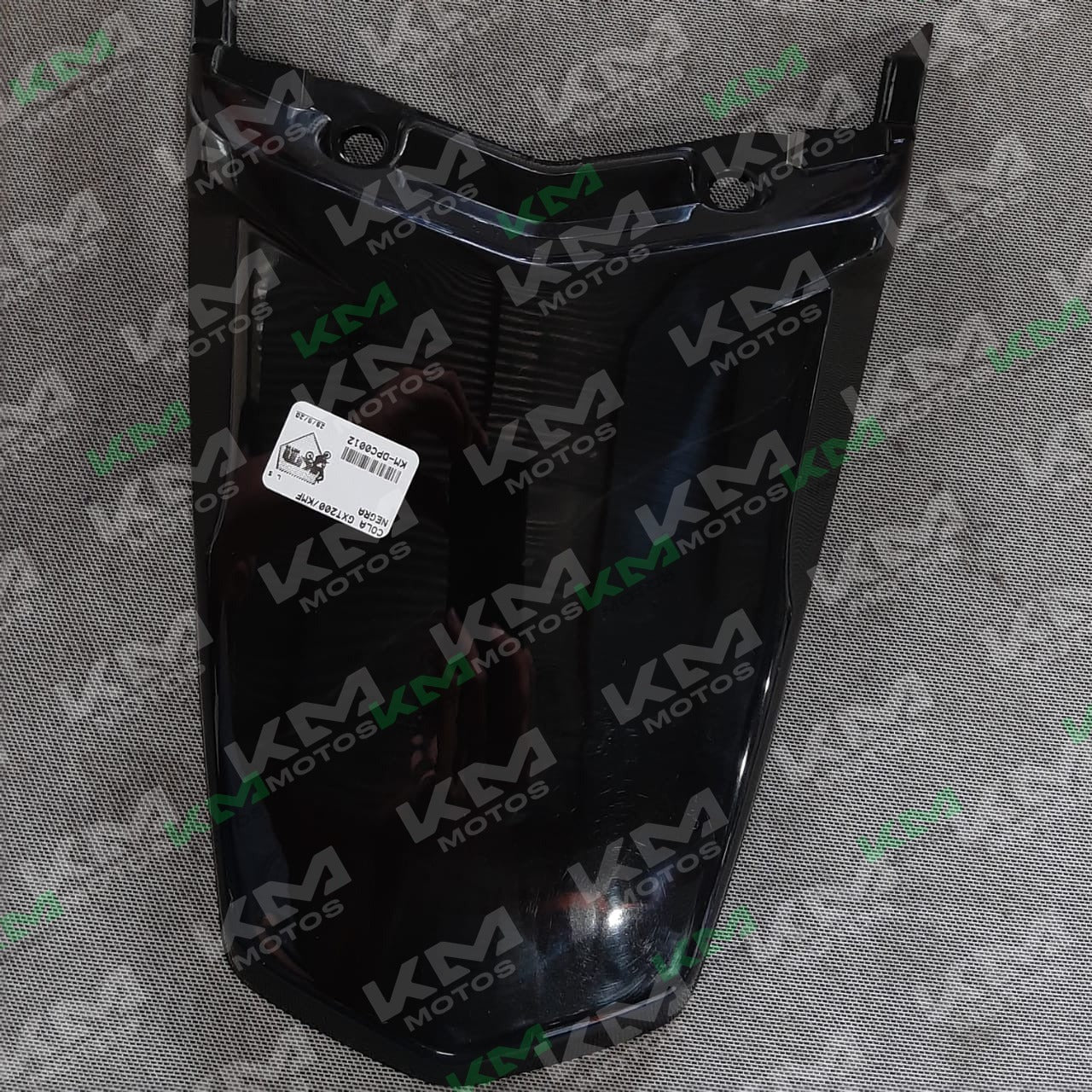 Cola de moto Supermoto roja, pieza de repuesto para motocicletas, con acabado brillante y diseño resistente.