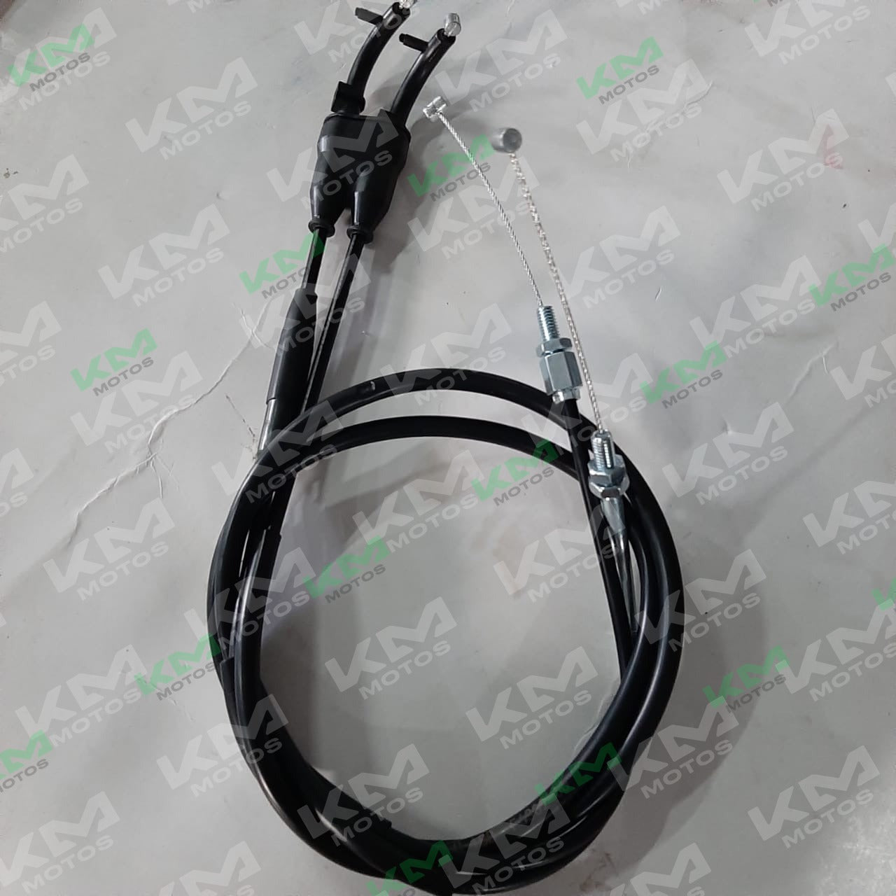 Cable de acelerador doble para Xtz, componente de alta calidad para motocicletas, visible en la imagen.