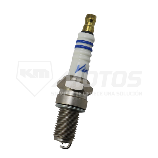 Bujía de motor Vini IRIDIUM DR8EIX de KM Motos, con electrodos de alta calidad para mejor rendimiento del motor.