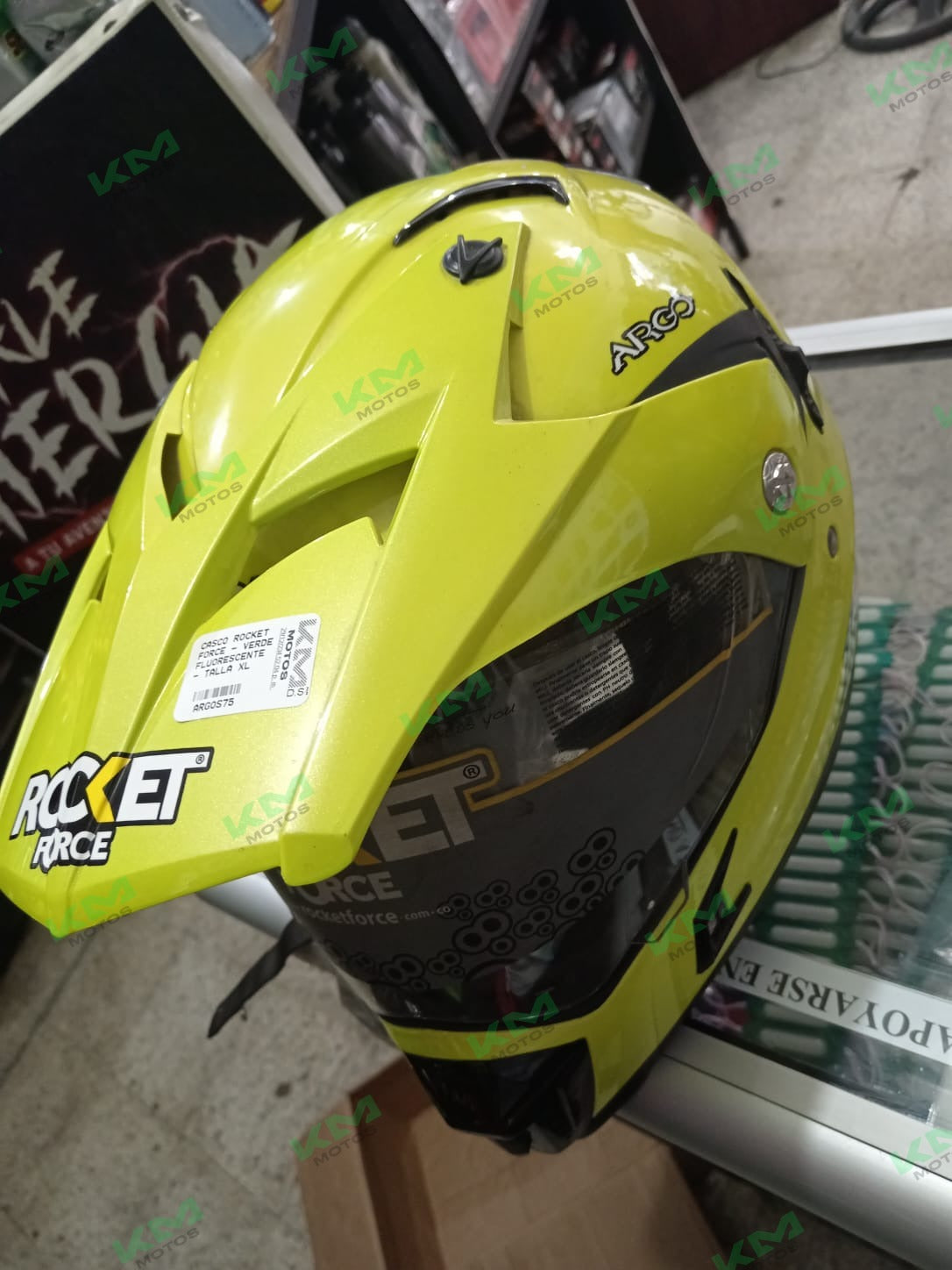 Casco Kms Rocket Force verde fluorescente, tamaño XL, casco de protección con diseño aerodinámico y visor transparente.