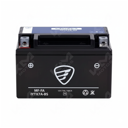 Batería Italika MF-FA IYTX7A-BS original para motocicleta, vista frontal con etiquetas y conexiones.