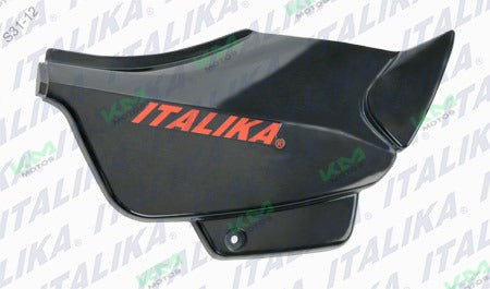 Cubierta lateral derecha negra para sistema de chasis Italika Ft150gt, pieza original F13010652, en buen estado.