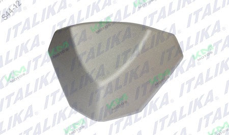 Cubierta frontal del medidor en color grafito para sistema de chasis Italika FT150 Gt, modelo F13010824.