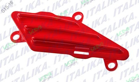 Cubierta de ventilación izquierda en color rojo para el sistema de chasis DT200 Sport de Italika, modelo F13011469.