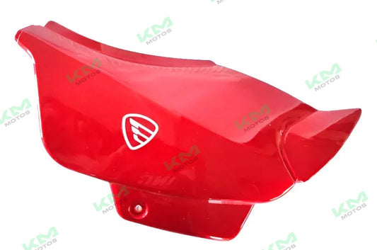 Cubierta derecha roja para sistema de chasis FT150 Italika, modelo F13012726, en excelente estado y ajuste preciso.