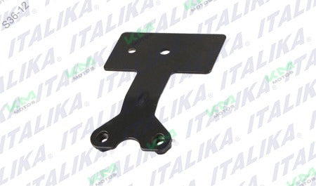 Soporte de conexión posterior para Italika DM150, parte original F16030017, en color negro y diseño resistente.