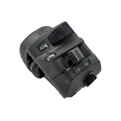 Mandos izquierdos para Pulsar PS180 y PS220 de Bajaj, componentes de control con botones y palancas en color negro.