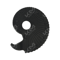 AJUSTADOR DE CADENA NS200/AS200 (MEDIA LUNA IZQ)
