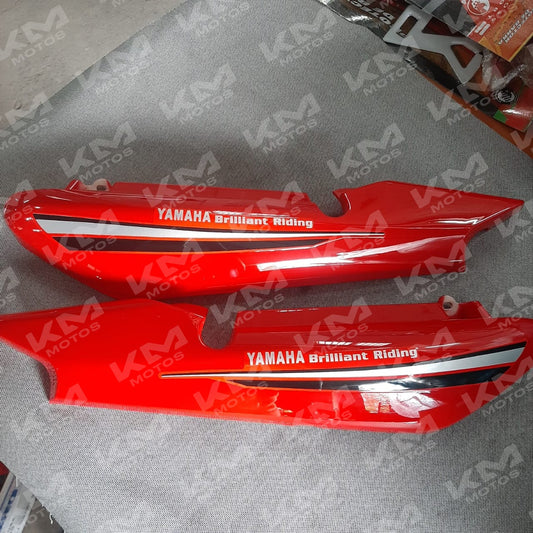 Cola de YBR Roja de la marca Meek, colas de alta calidad para reparación y fabricación de accesorios automotrices.
