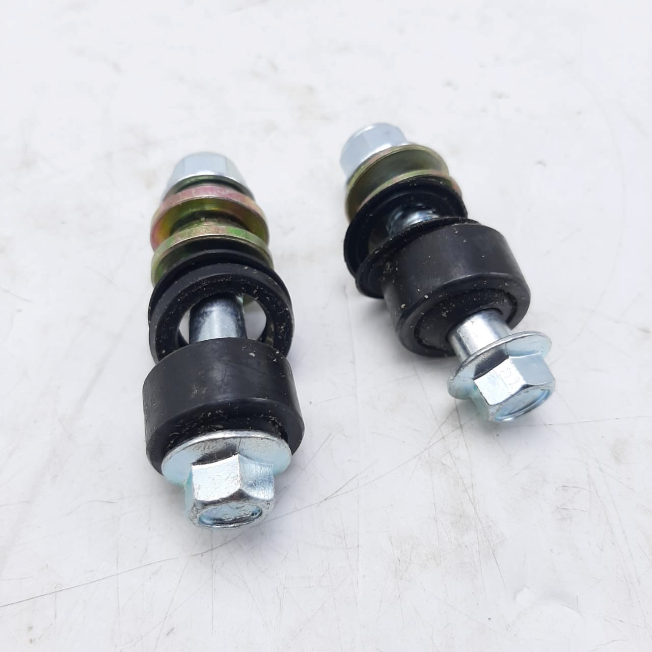 BUJES DE MONOSHOCK GXT/KMF + TORNILLOS - KMMOTOSHN