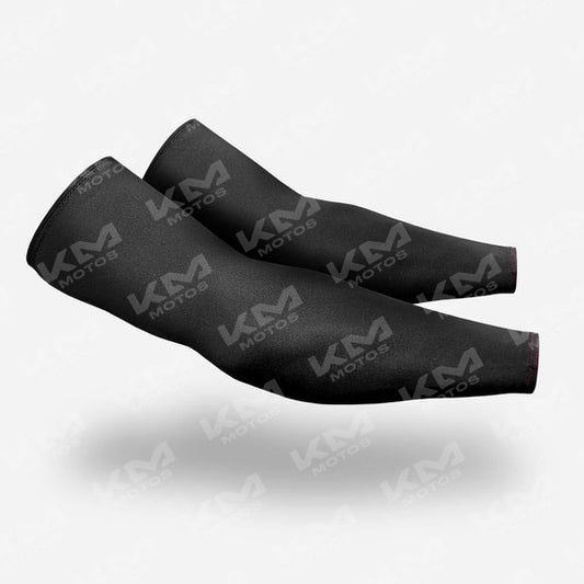 Mangas LR y diseños en protección personal y accesorios, tela resistente y ajustada para mayor comodidad y seguridad.