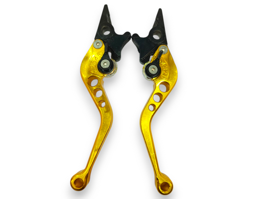 Manecillas de aluminio doradas de lujo para freno y clutch, marca KMMOTOSHN, con detalles elegantes y acabado brillante.