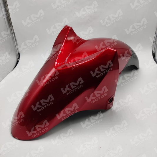 Guardafangos rojo para FZ16 de la marca Orix, mostrando el diseño resistente y ajustado para la motocicleta.