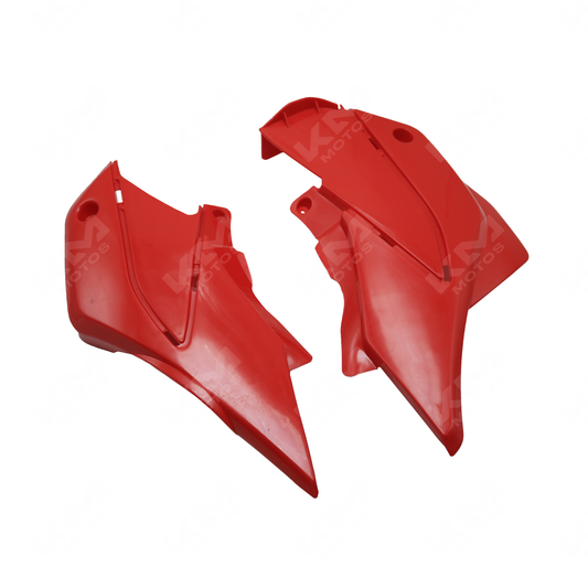 TAPADERA DE BATERIA XM200/DM200 ROJA