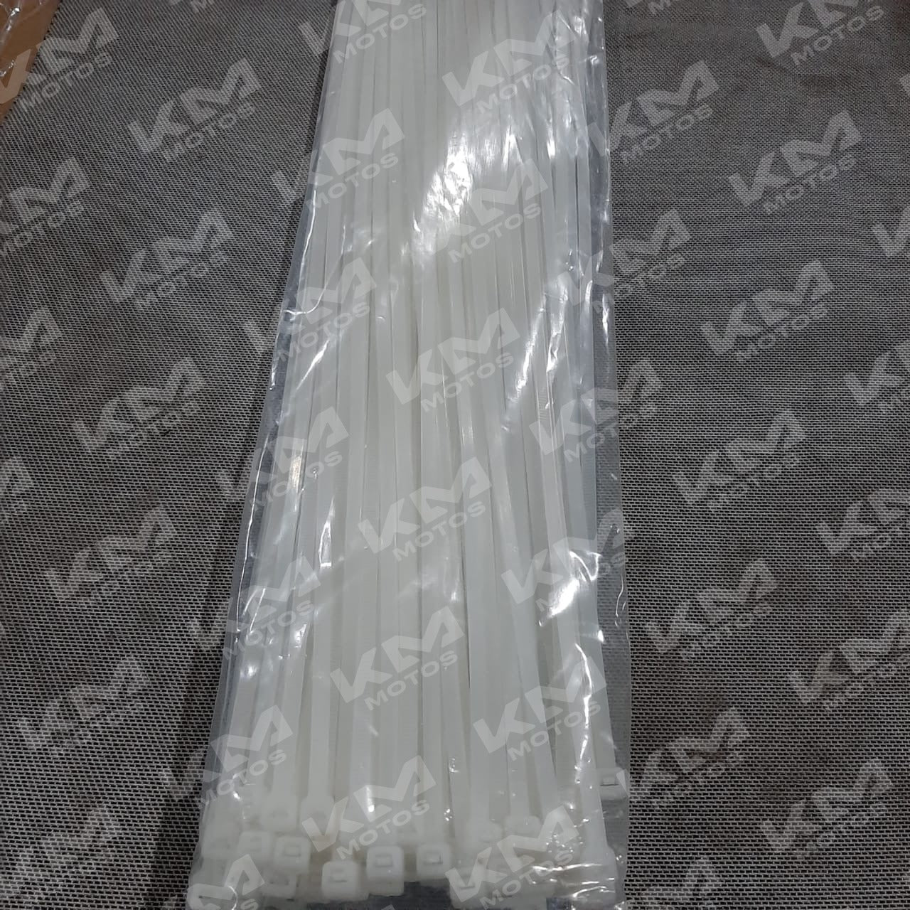 Abrazaderas Plasticas Grande 5*400MM (UNIDAD)