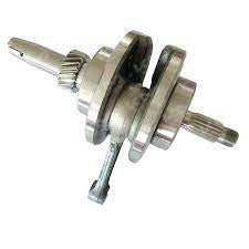 Cigüeñal Italika GY6-150 automática, pieza de motor visible con componentes metálicos y detalles de fabricación.