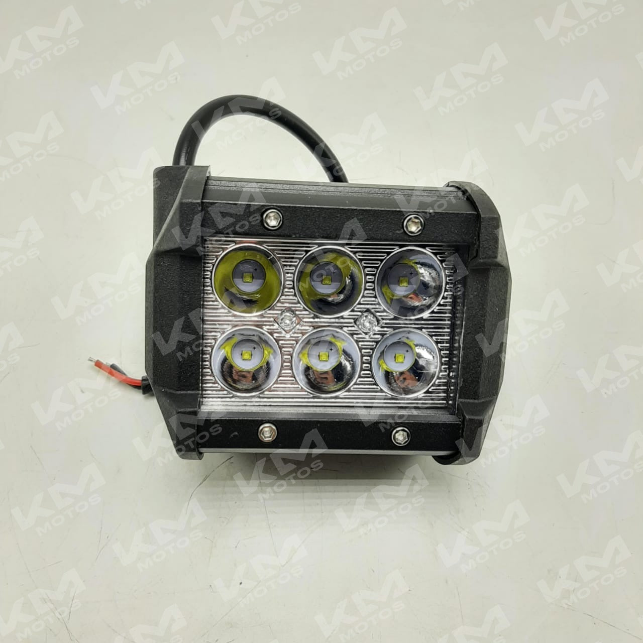 Luz LED 6P Cuadrada Metal