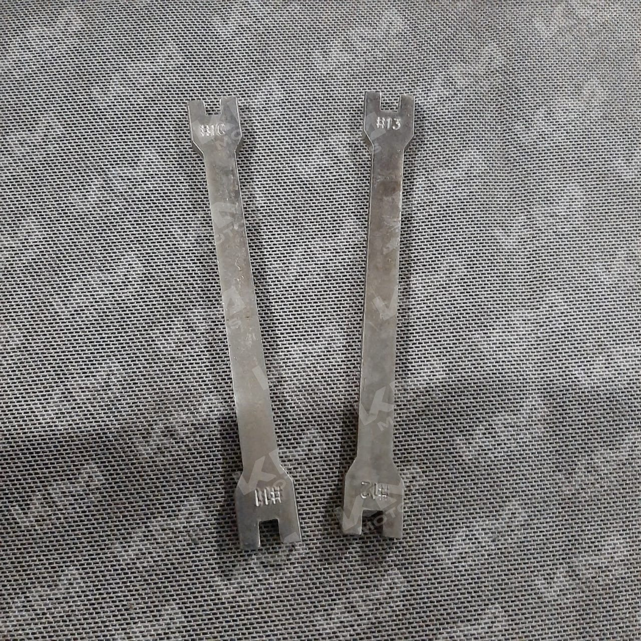 Llave para Socar Rayos 2 Piezas (UNIDAD)