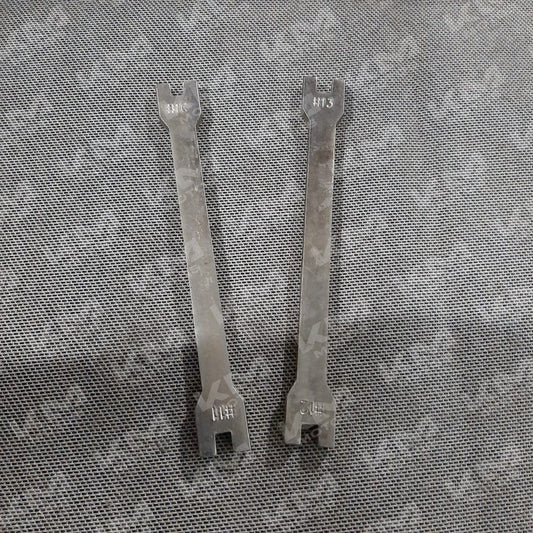 Llaves para socar rayos Universal, 2 piezas, herramientas manuales para montaje y reparación de componentes eléctricos.