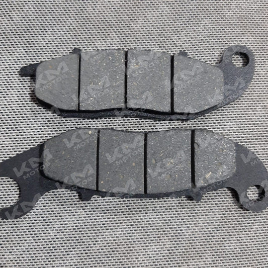 Pastillas de freno Invicta para Honda CB190R, componentes de freno de alta calidad, en caja con etiquetas blancas.