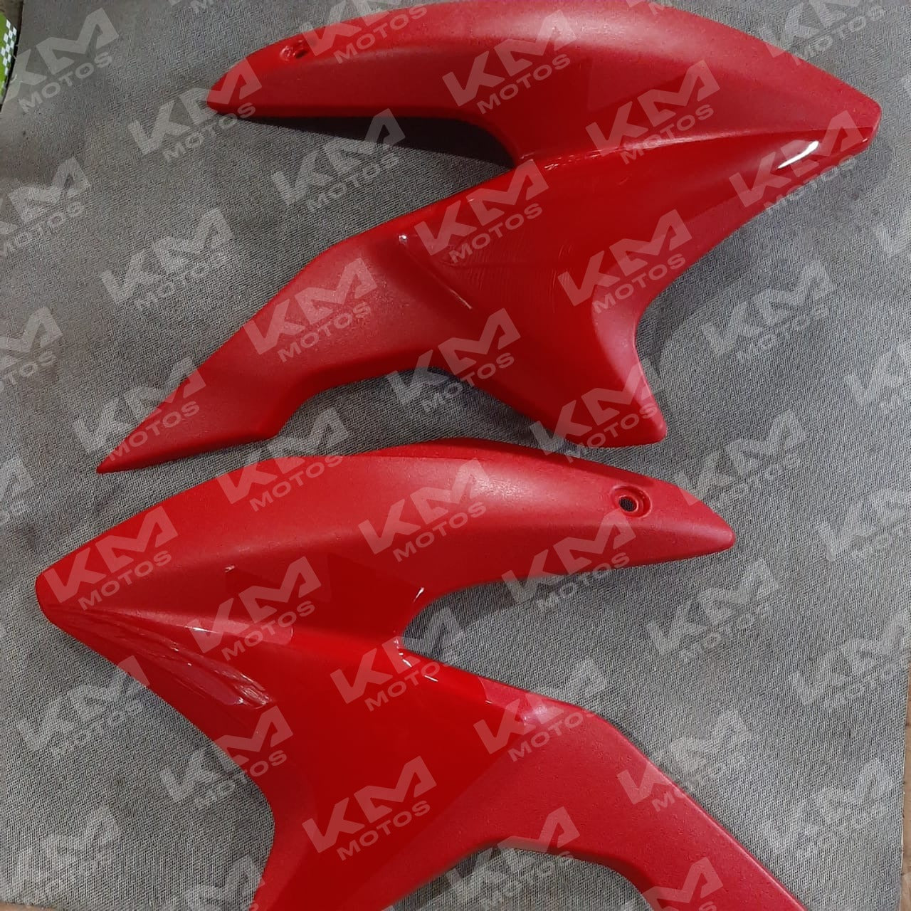 Cobertor de Tanque ZX150L/ZX200L Roja