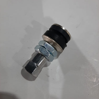 Válvulas para llanta radial impinchables KM Motos, unidad, en color negro con detalles de metal para neumáticos de motocicleta.