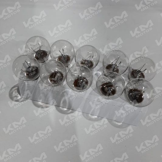 Bujías Senli Luz de Stop Normal, componentes para focos, imagen del modelo KM-FL0031 en estado funcional