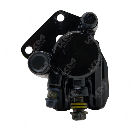 Caliper FT150 de KM Motos con pastilla cuadrada para frenos, en color negro con detalles metálicos.