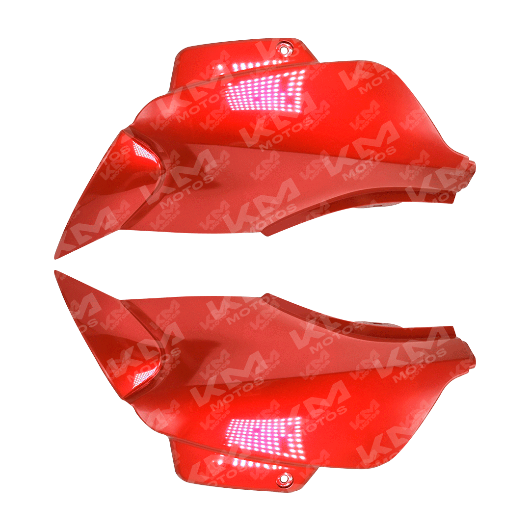 Tapadera lateral derecha FT150 Rojo de la marca Universal, diseñada para protección y cobertura lateral del equipo.