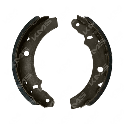 Zapata de freno KM Motos RE4S/RE205/175 para mototaxi, componente de freno resistente y duradero, vista lateral.