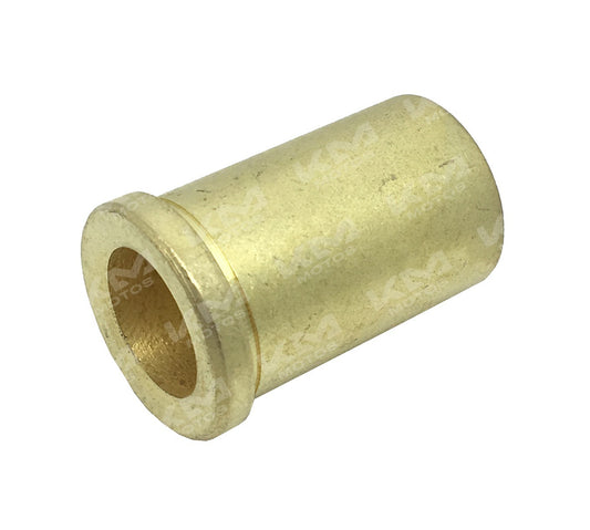 Buje de tijera Universal para DT175, muestra la parte del buje y las graseras en una vista clara y detallada.